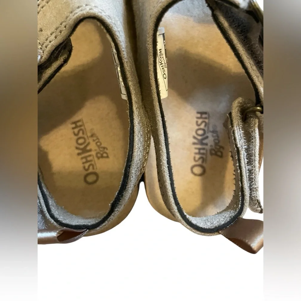 OSHKOSH B’GOSH Bruno Triple Strap Casual Sandal Unisex Toddler Size 9
